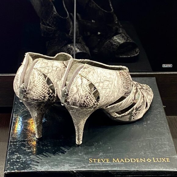 Steve Madden Luxe Snakeskin Heels - Picture 4 of 4